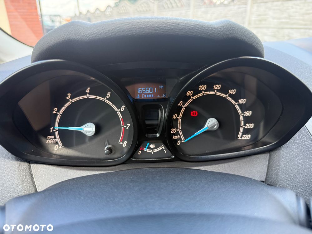 Ford Fiesta - 26