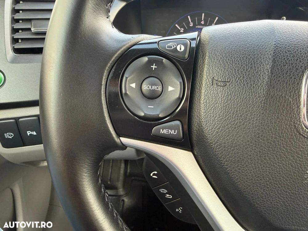 Honda Civic 1.8 MT LS - 14