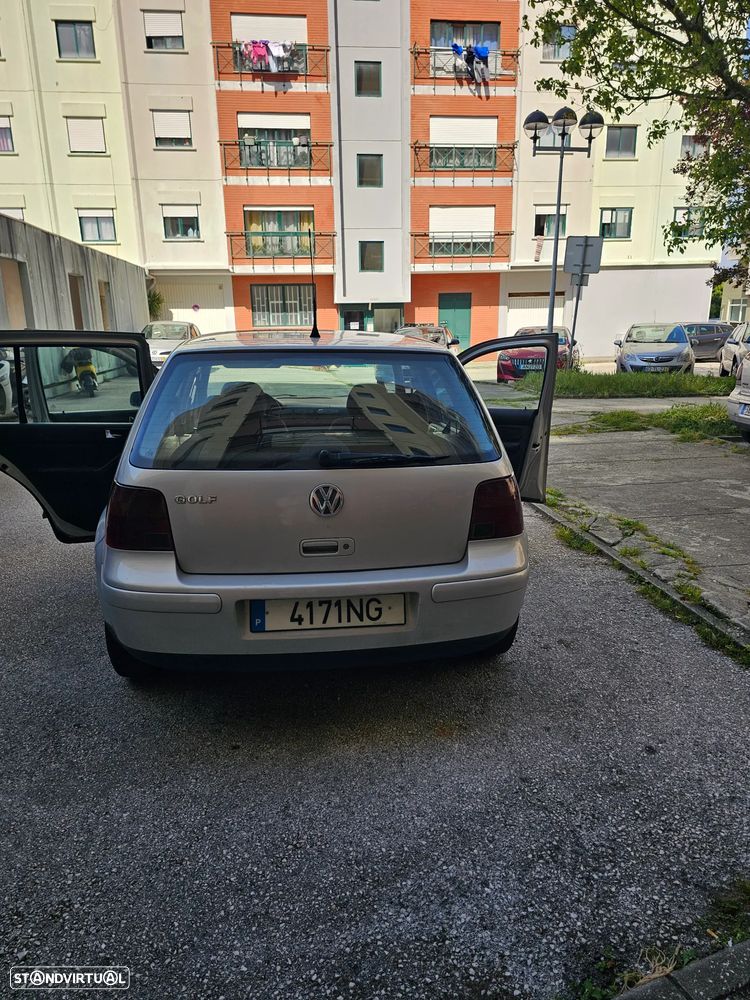 VW Golf 1.4i 25 Anos - 12