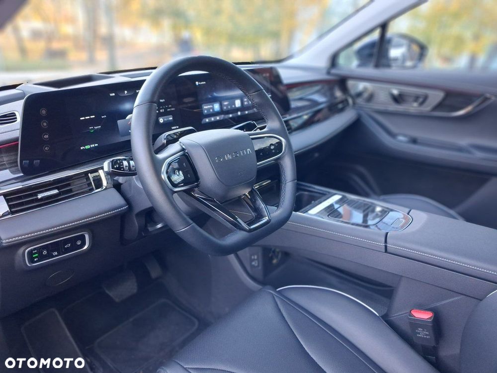 Omoda E5 - 15