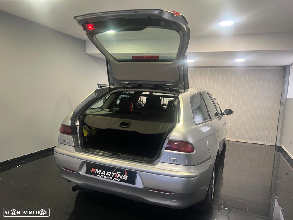 Alfa Romeo 156 Sportwagon 1.9 JTD - 20