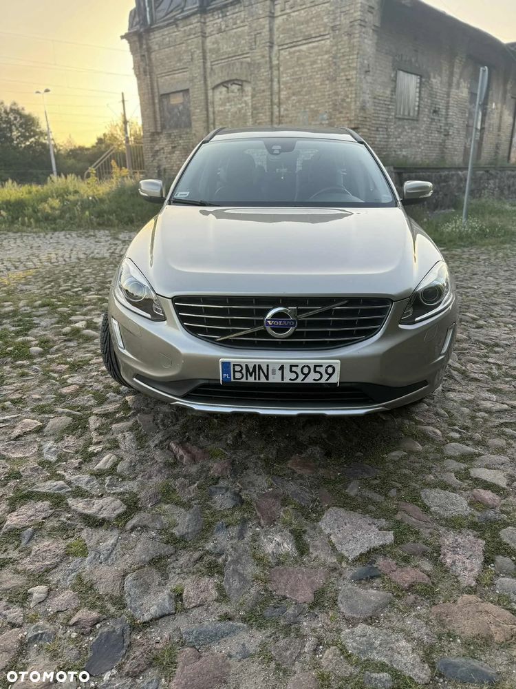 Volvo XC 60 D5 AWD Kinetic - 16