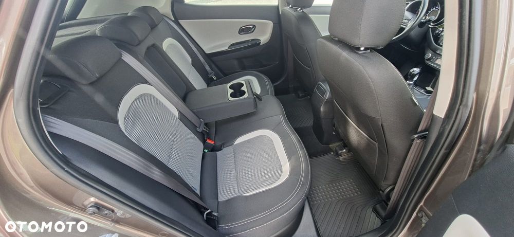 Kia Ceed 1.6 GDI L - 25