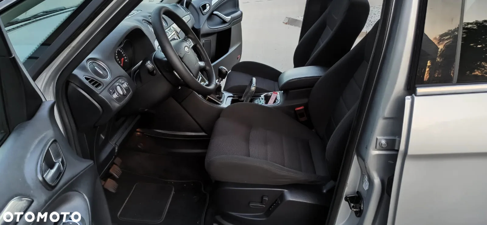 Ford S-Max 2.2 TDCi DPF Trend - 9