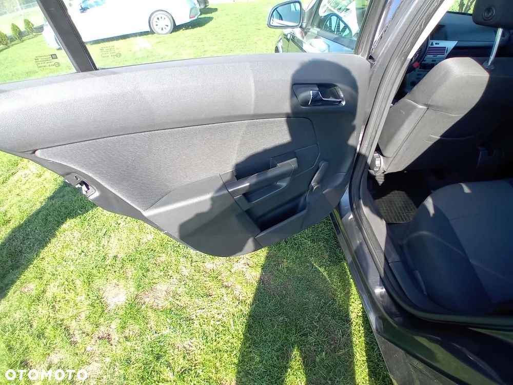 Opel Astra - 10