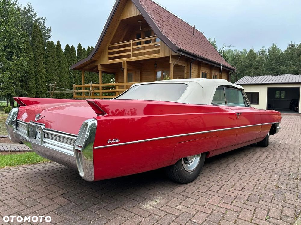 Cadillac Deville - 6