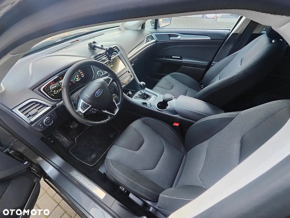 Ford Mondeo - 13