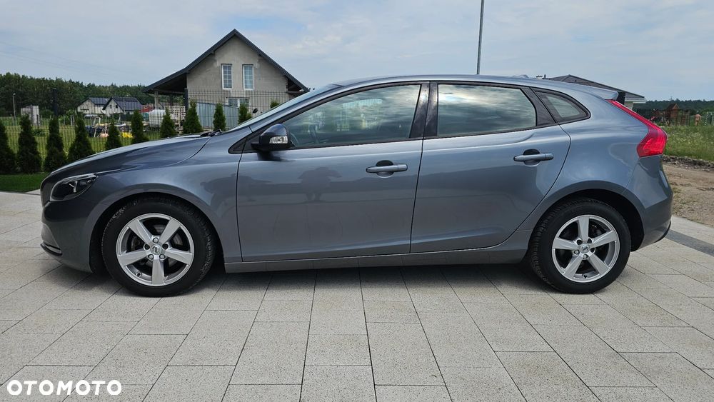 Volvo V40 D2 - 4