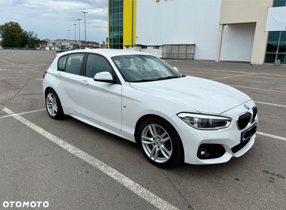 BMW Seria 1 120i M Sport - 9