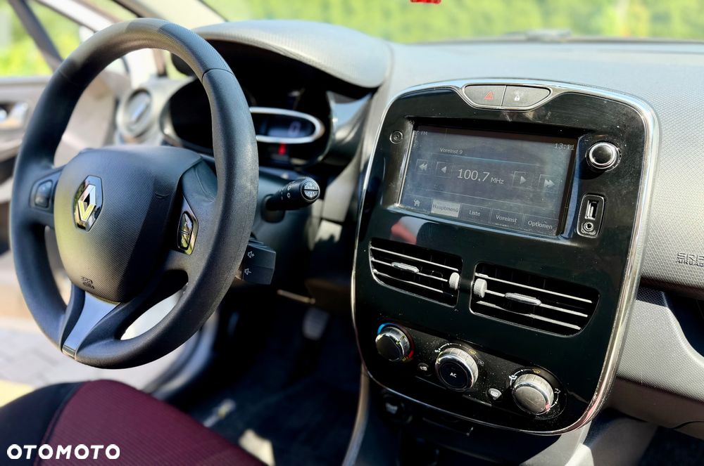 Renault Clio 1.2 16V 75 Expression - 32