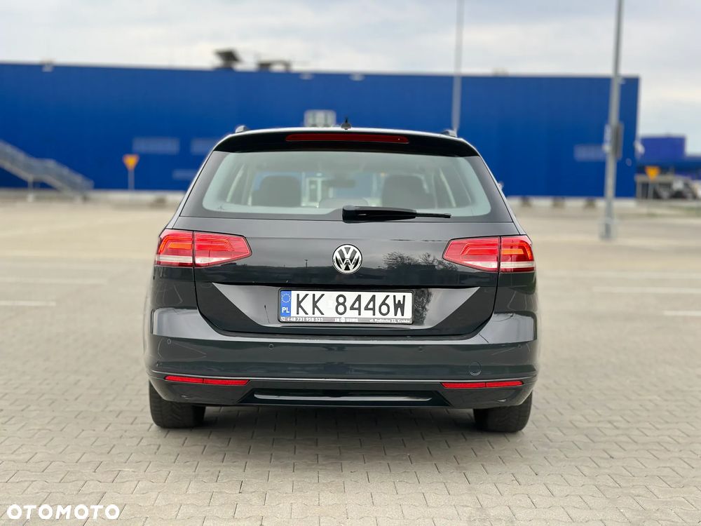 Volkswagen Passat 1.6 TDI (BlueMotion Technology) DSG Comfortline - 6