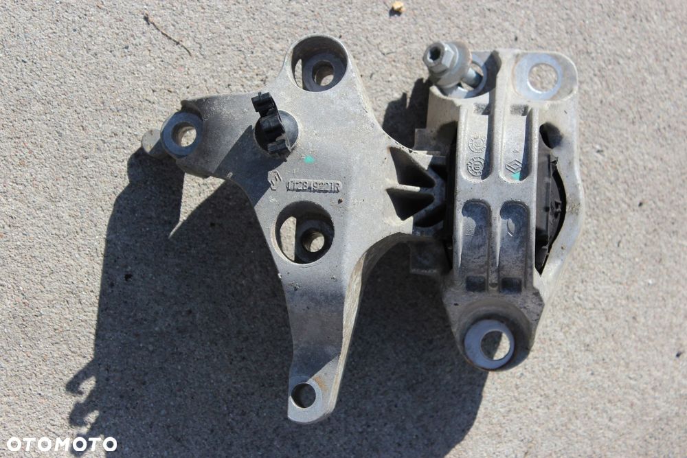 Łapa Poduszka Silnika DACIA DUSTER I 1.5 dci - 3