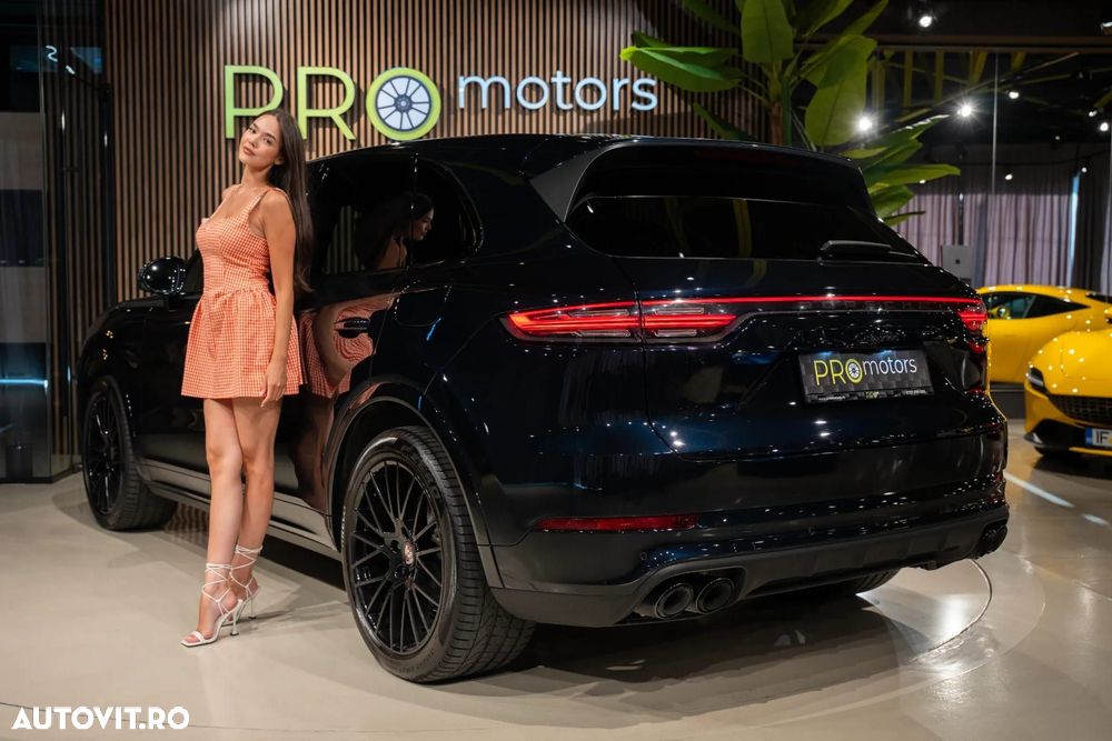 Porsche Cayenne - 20