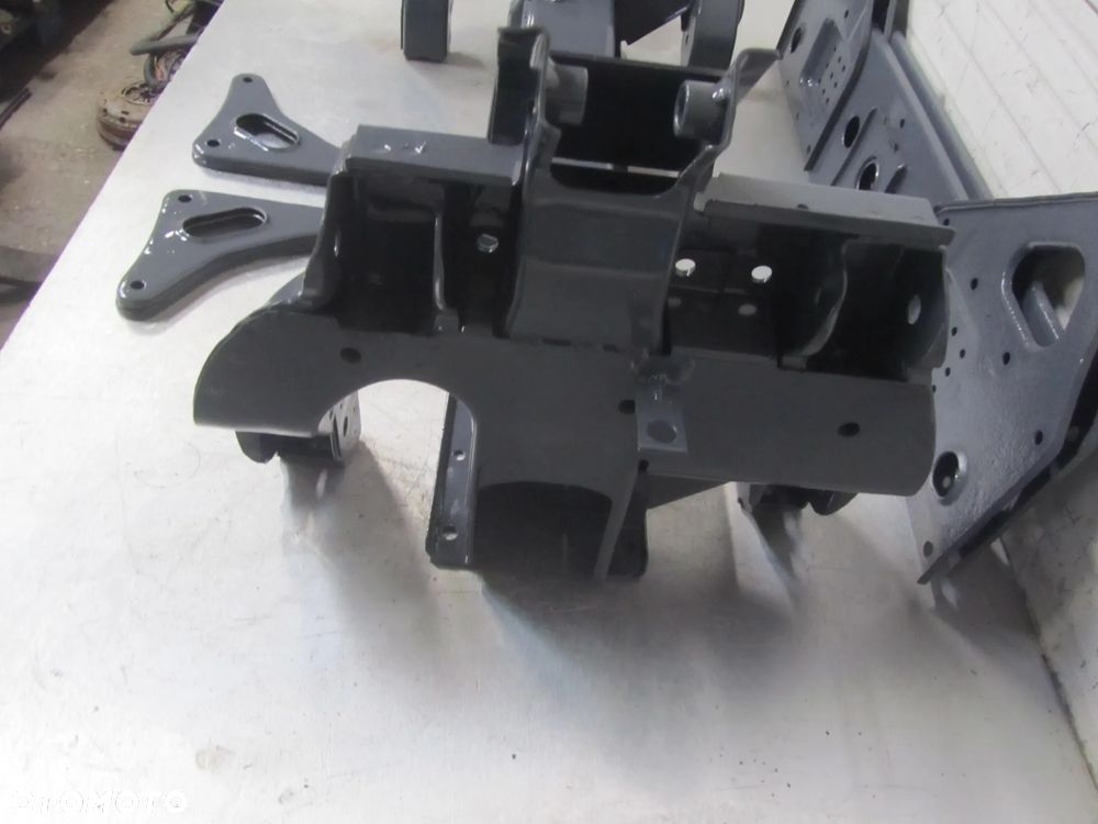 Iveco Daily  06->sanki-kołyska - 5