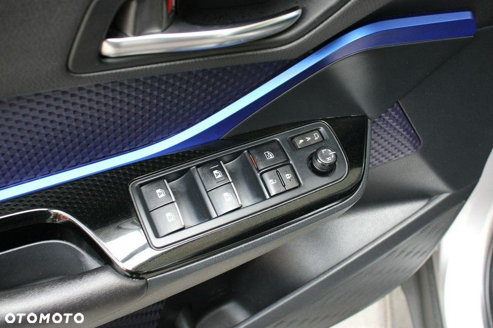 Toyota C-HR 1.2 T GPF Premium - 28