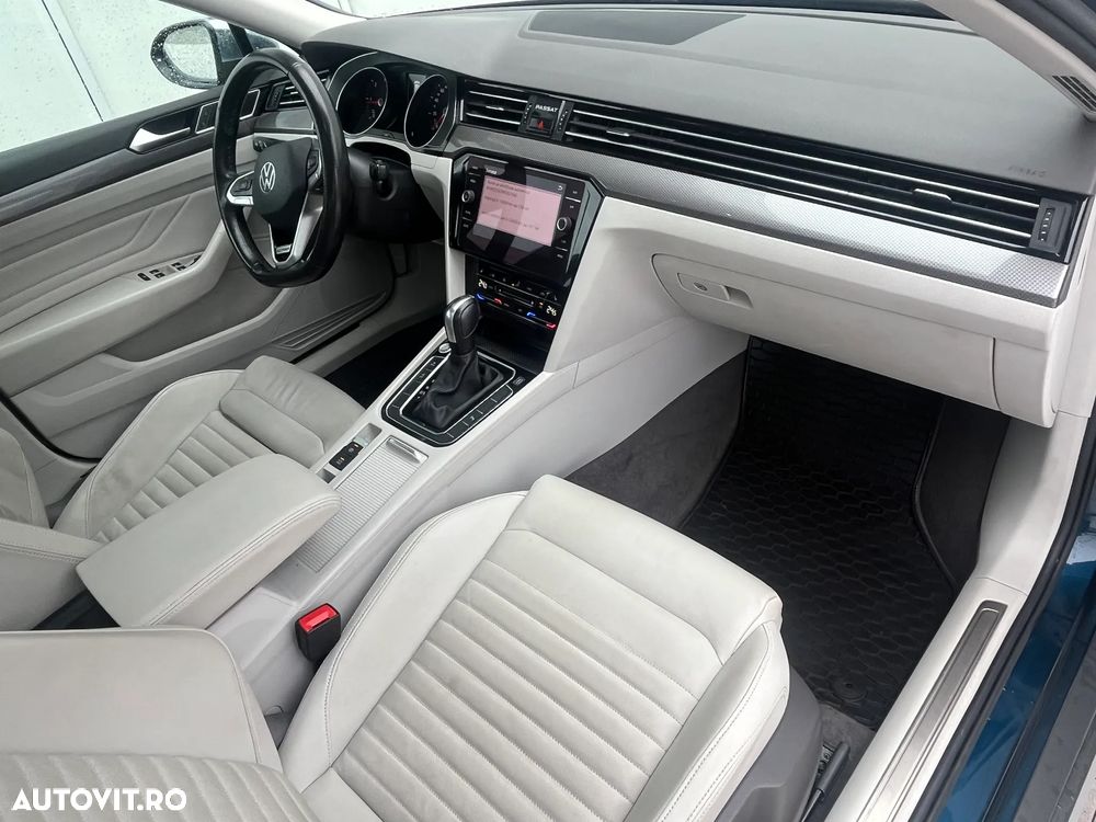 Volkswagen Passat Alltrack 2.0 TDI 4Mot DSG - 24