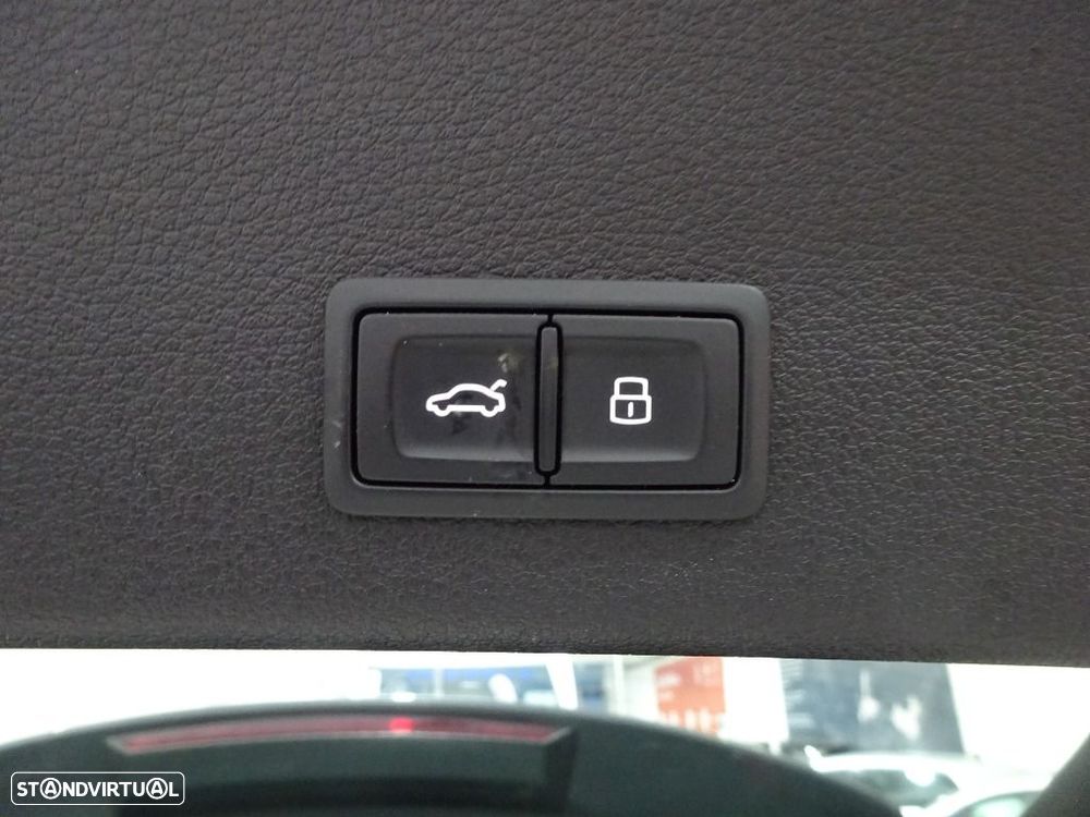 Audi e-tron 55 quattro S line - 35