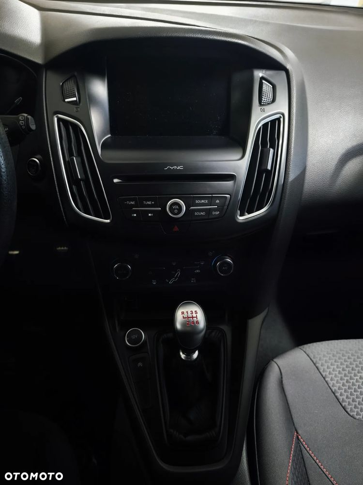 Ford Focus 1.5 EcoBoost ST-Line ASS - 16