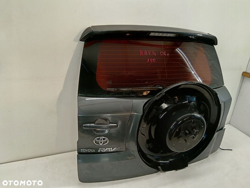 KLAPA BAGAŻNIKA TOYOTA RAV4 III 06-12 1E0 - 4