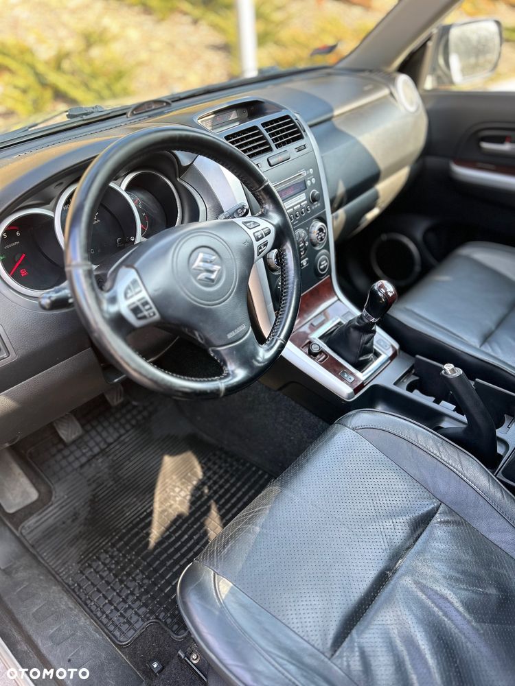 Suzuki Grand Vitara 1.9 DDiS Comfort + DPF - 13