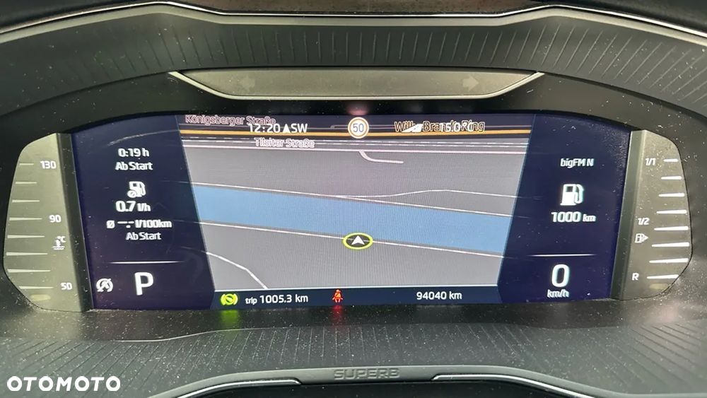 Skoda Superb 2.0 TDI DSG L&K - 3