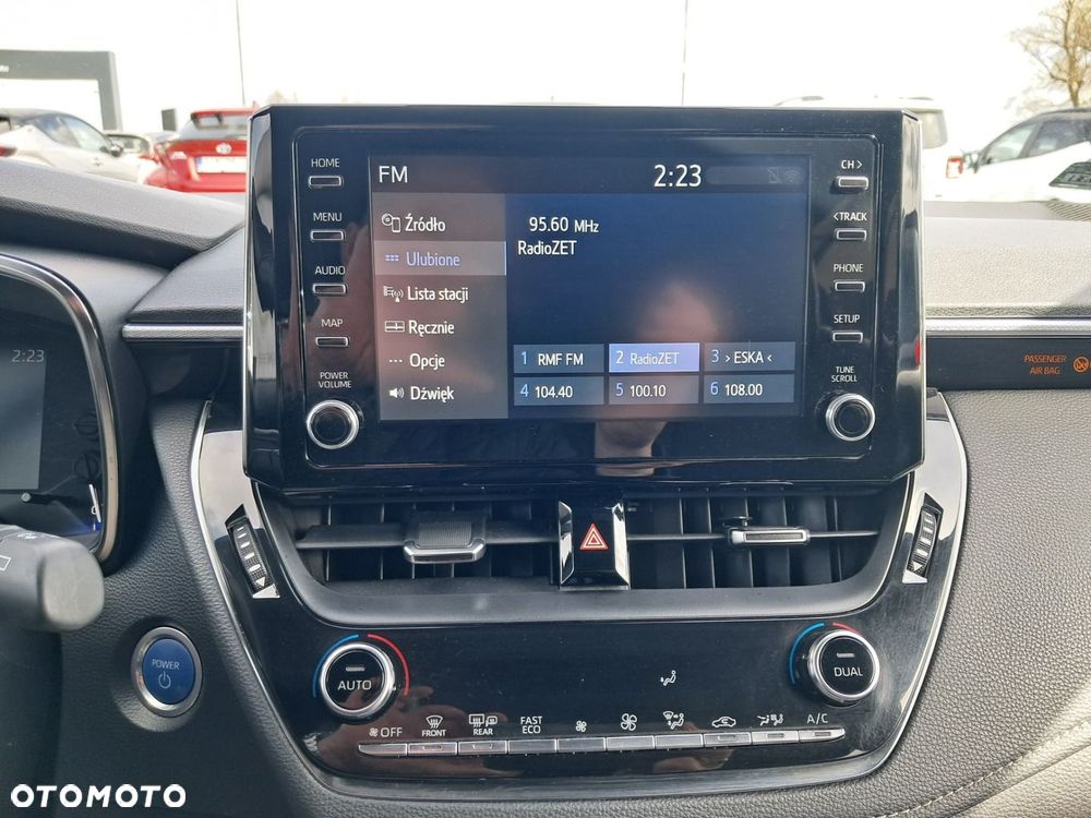 Toyota Corolla 1.8 Hybrid Comfort - 12