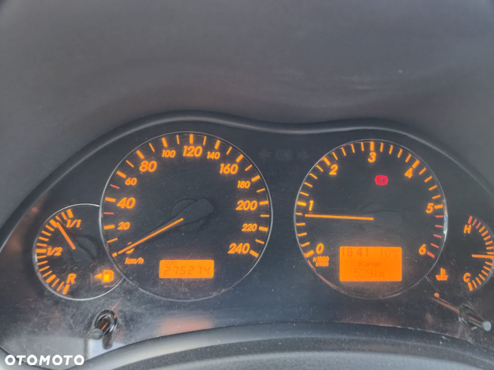 Toyota Avensis 2.0 D-4D Luna - 10
