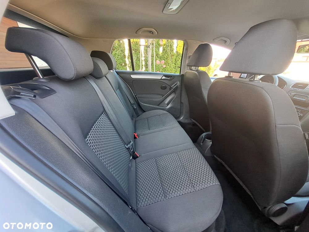 Volkswagen Golf - 17