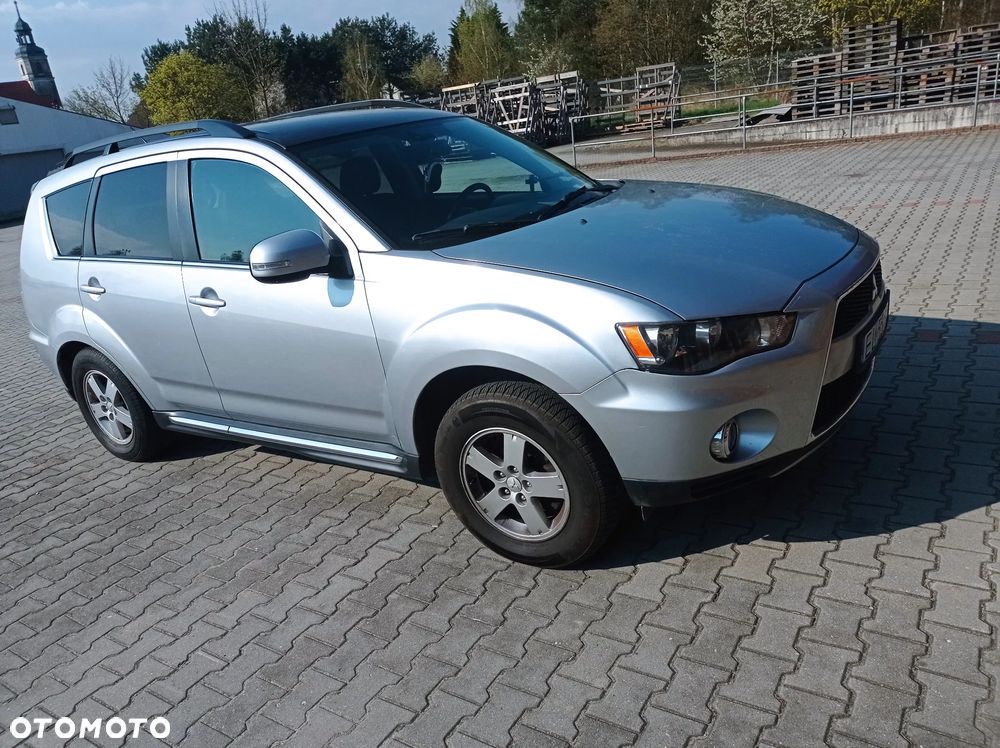 Mitsubishi Outlander 2.0 Intense NAVI 2WD EU5 - 4