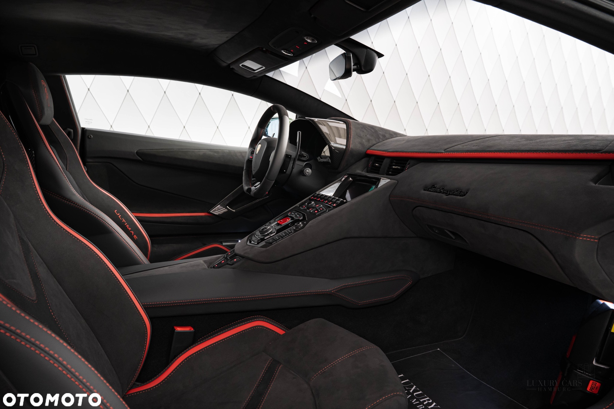 Lamborghini Aventador - 15