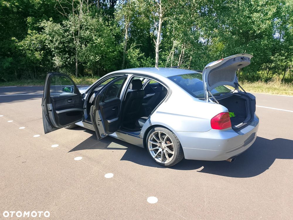 BMW Seria 3 - 11
