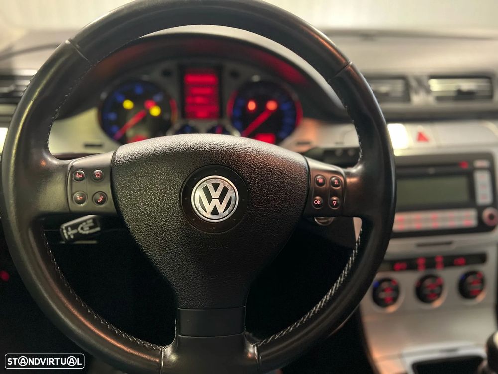 VW Passat 2.0 TDI Highline - 3