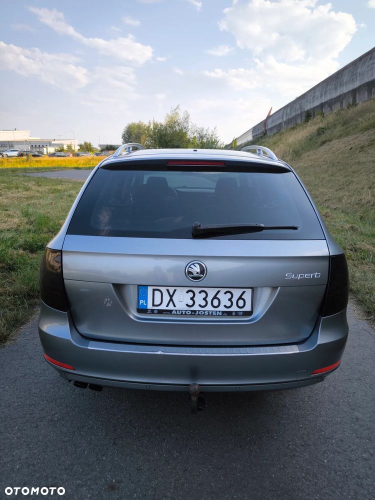 Skoda Superb 2.0 TDI Comfort DSG - 7