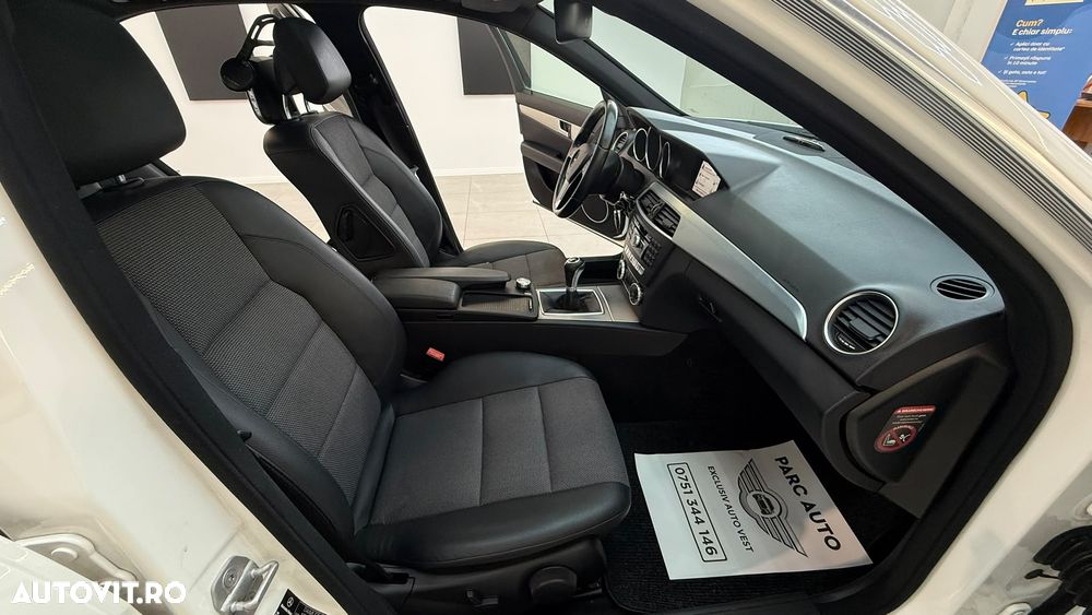 Mercedes-Benz C 220 CDI - 20
