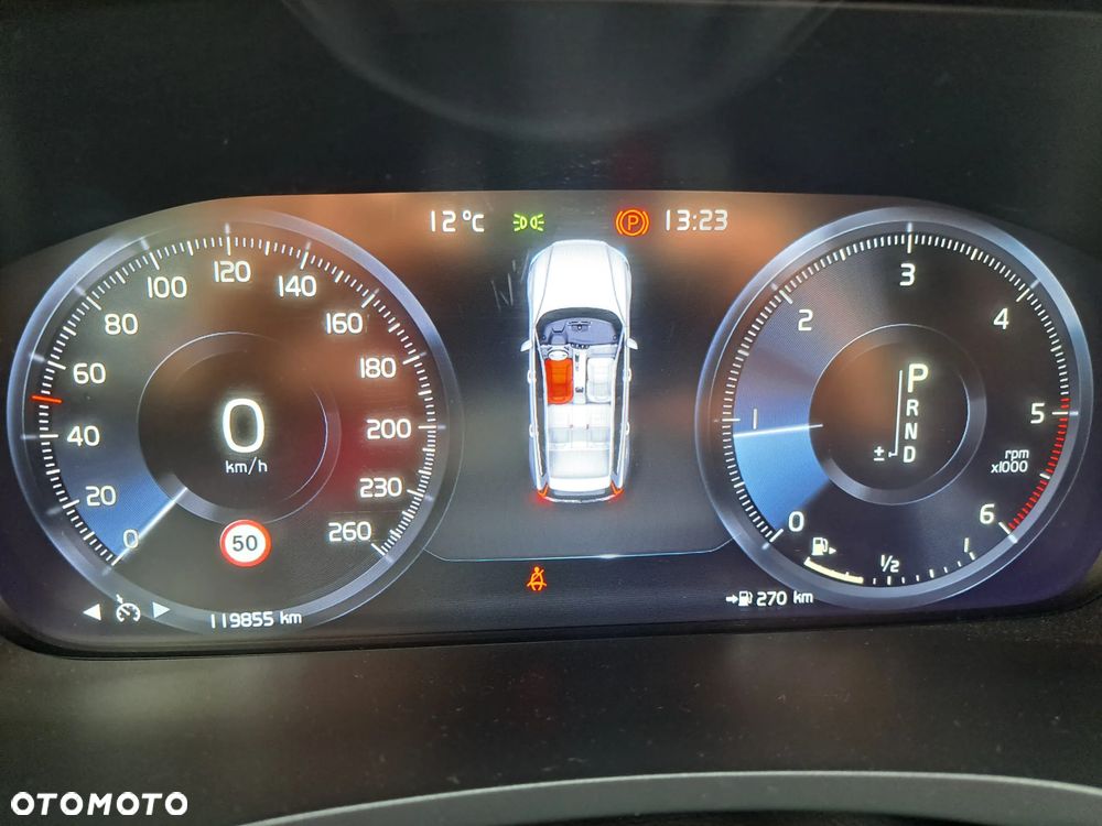 Volvo V60 D3 AWD Geartronic Momentum - 19