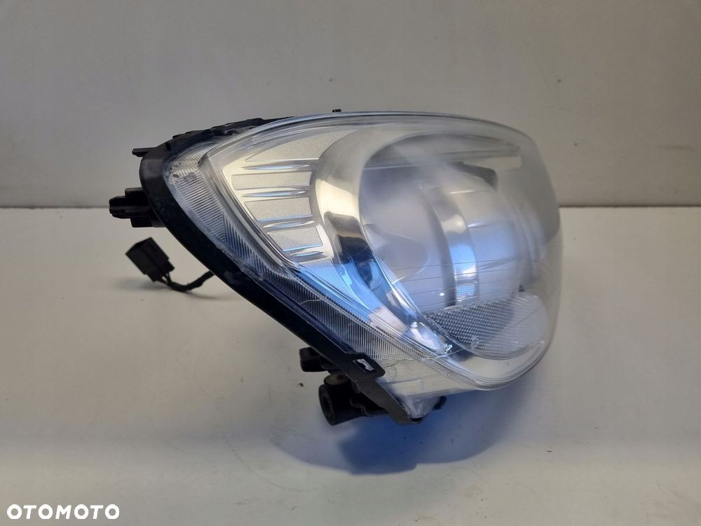 LAMPA PRAWA Volvo S60 II V60 10-13r PRZEDNIA PRAWY PRZÓD xenon 31299991 - 14