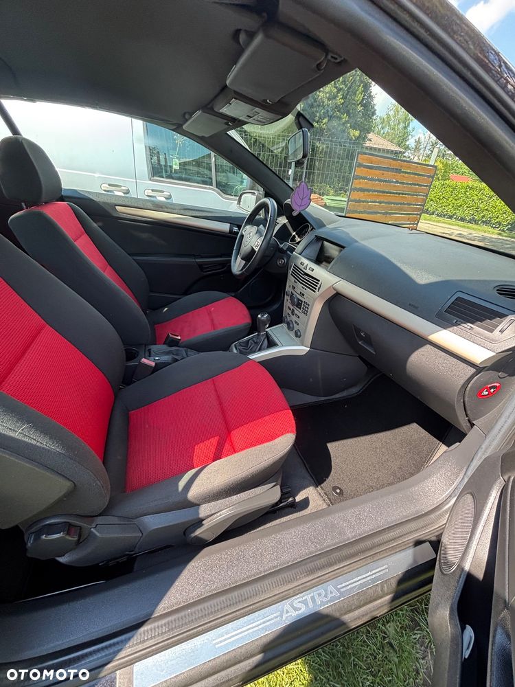 Opel Astra 1.8 Edition - 8