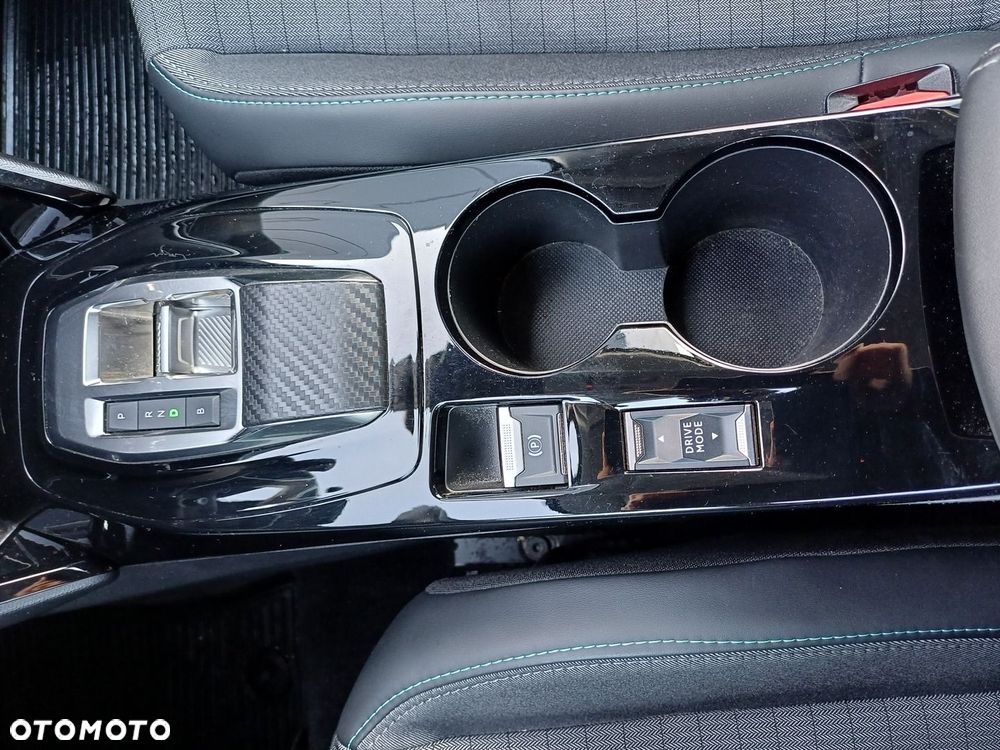 Peugeot 208 e-208 Allure Pack - 17