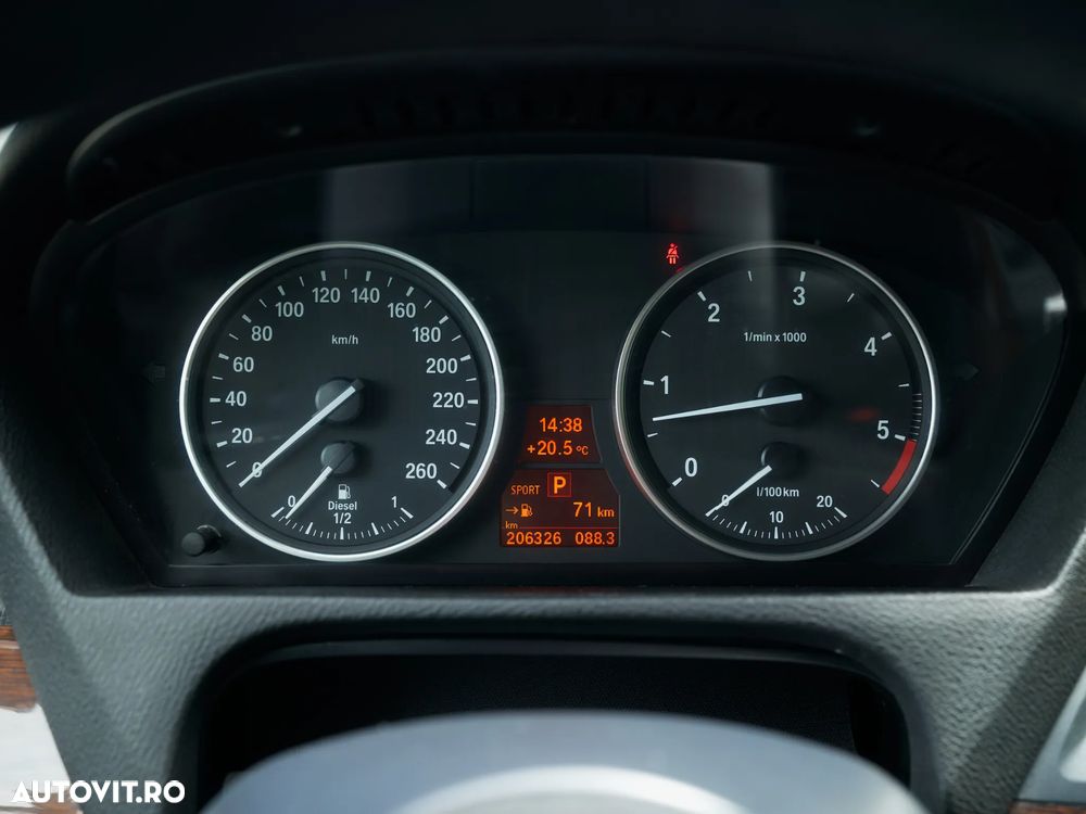 BMW X5 xDrive40d - 18