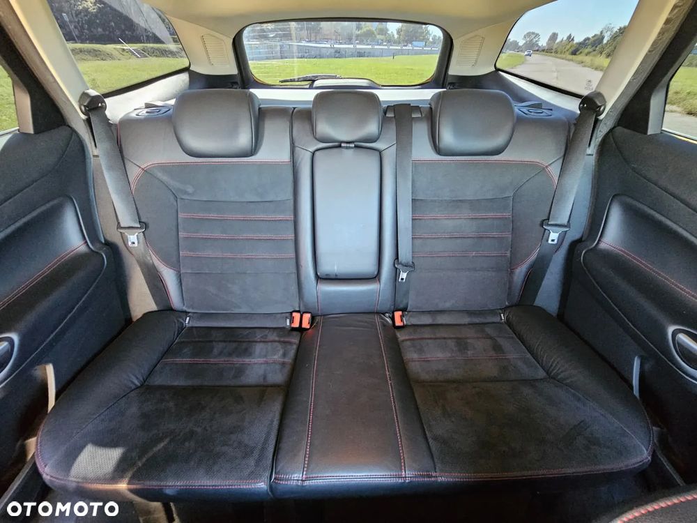 Ford Mondeo 2.2 TDCi Titanium S - 17