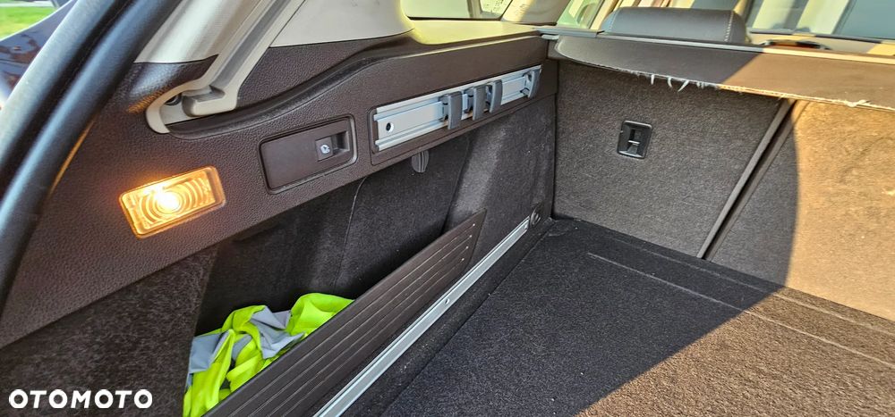 Opel Astra 1.4 T Cosmo EU6 - 31