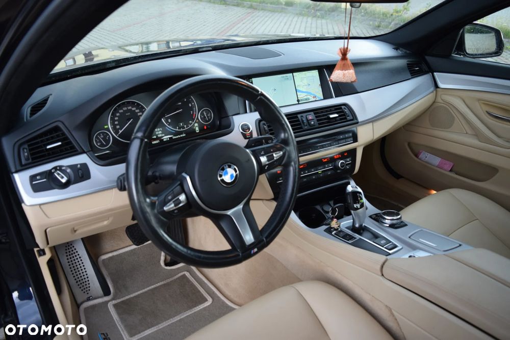 BMW Seria 5 535i Sport-Aut - 22
