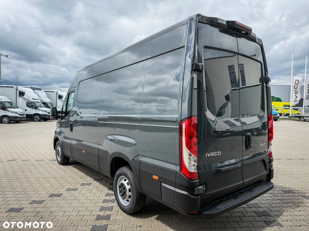 Iveco 35S16BA8 V - 6