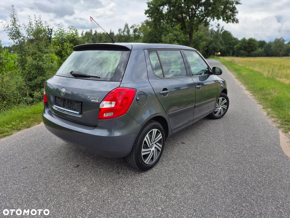 Skoda Fabia 1.2 HTP - 2