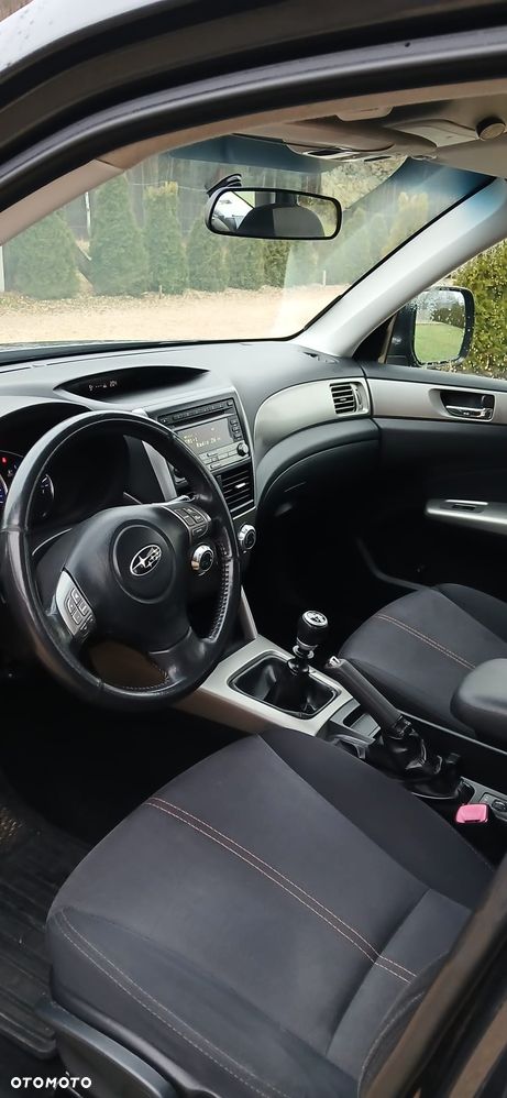 Subaru Forester 2.0D Edition - 12