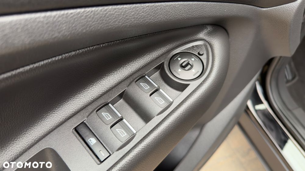 Ford Kuga 1.5 EcoBoost 4x4 Titanium - 13