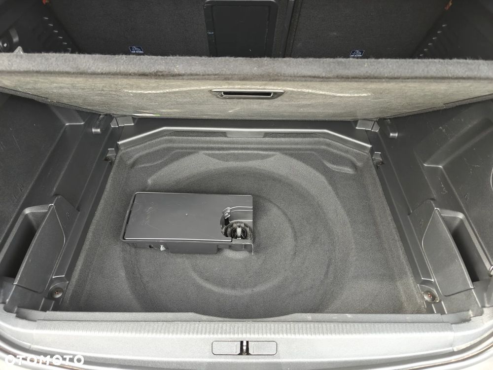 Peugeot 3008 1.6 BlueHDi Active S&S EAT6 - 17