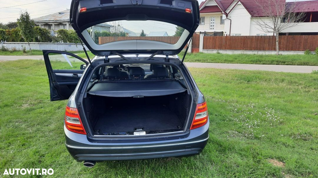 Mercedes-Benz C 220 CDI BlueEFFICIENCY T-modell - 15