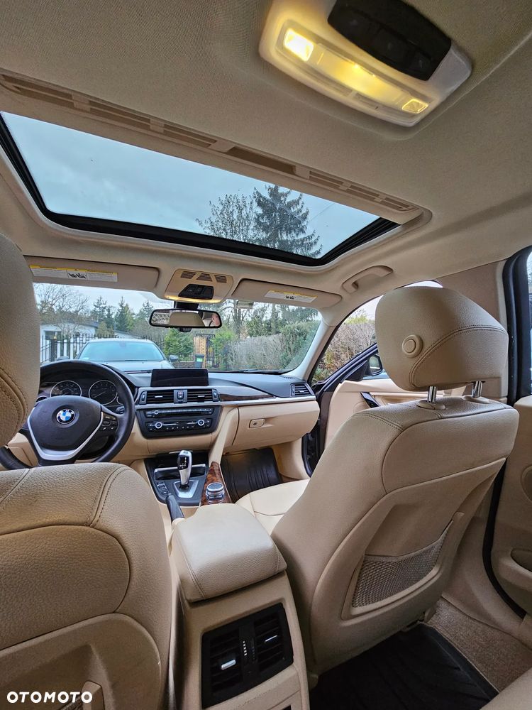 BMW Seria 3 328i xDrive - 13