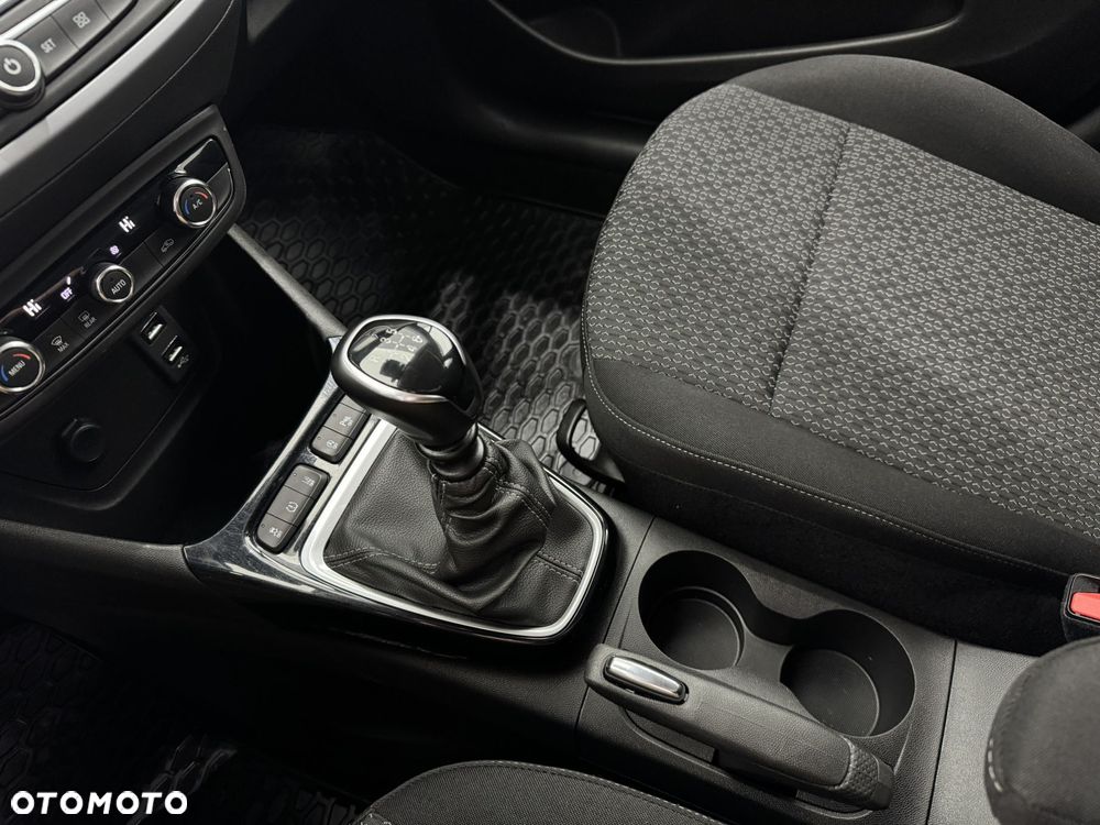 Opel Crossland X - 24